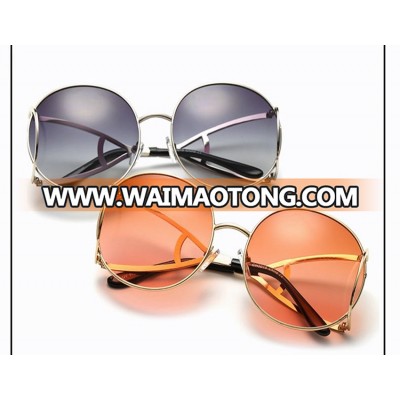 New Hollow Sunglasses Women Alloy frame Brand Designer vintage sun glasses Fashion Eyeglasses Gradient Sunglass CA5015